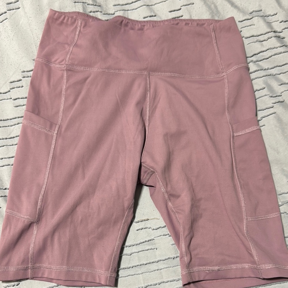 Source Unknown Pink Bike Shorts with High-Waisted Design